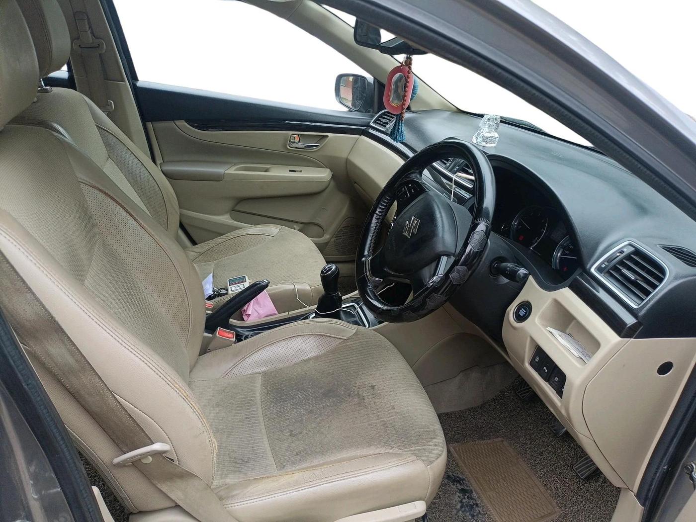 2016 Maruti Ciaz ZDI SHVS, Diesel, Manual, 1,21,028 km, interior