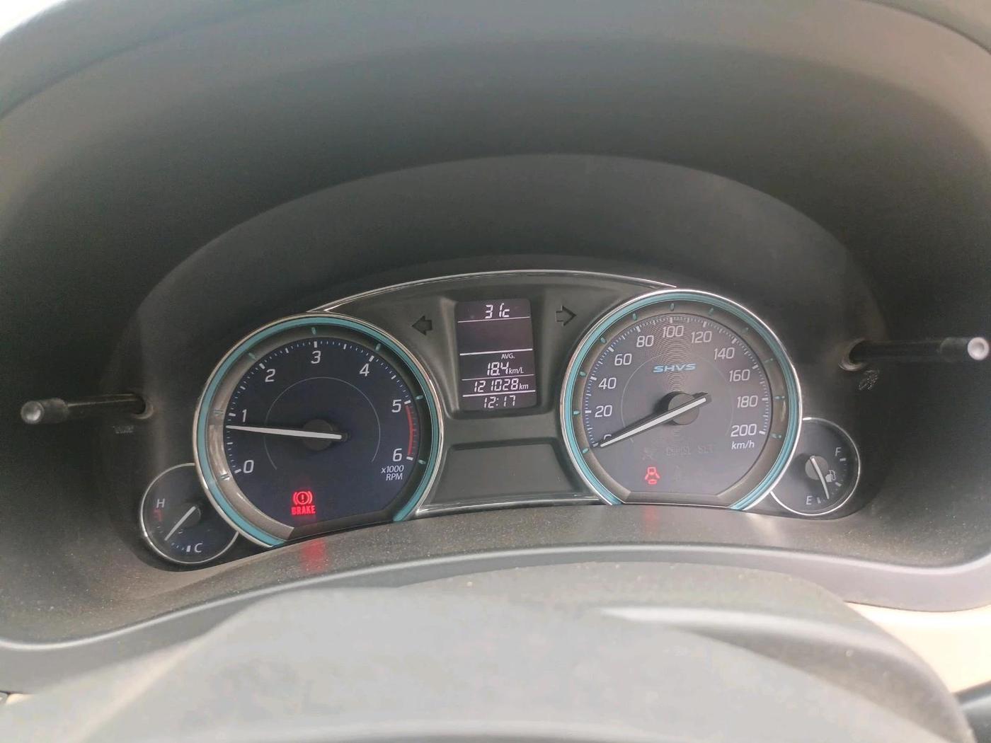 2016 Maruti Ciaz ZDI SHVS, Diesel, Manual, 1,21,028 km, interior