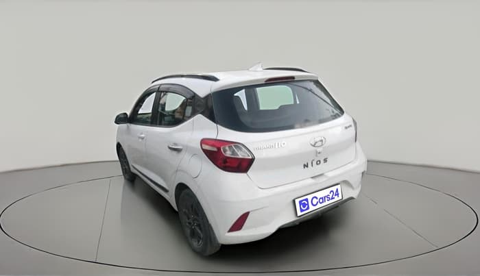 2022 Hyundai GRAND I10 NIOS SPORTZ AMT 1.2 KAPPA VTVT, CNG, Automatic, 35,950 km, exterior