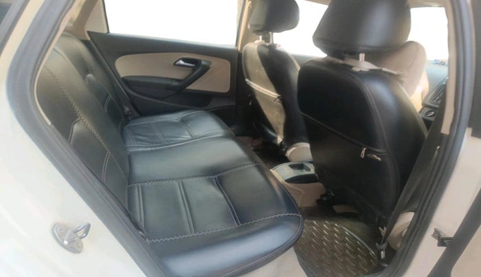 2011 Volkswagen Polo HIGHLINE1.2L, Petrol, Manual, 89,262 km, interior