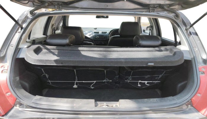2016 Maruti Swift LXI (O), Petrol, Manual, 62,005 km, exterior