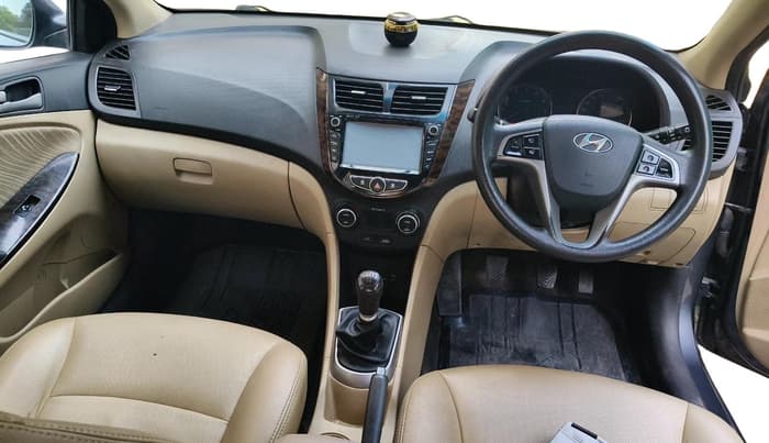2016 Hyundai Verna 1.6 VTVT SX, Petrol, Manual, 98,744 km, interior