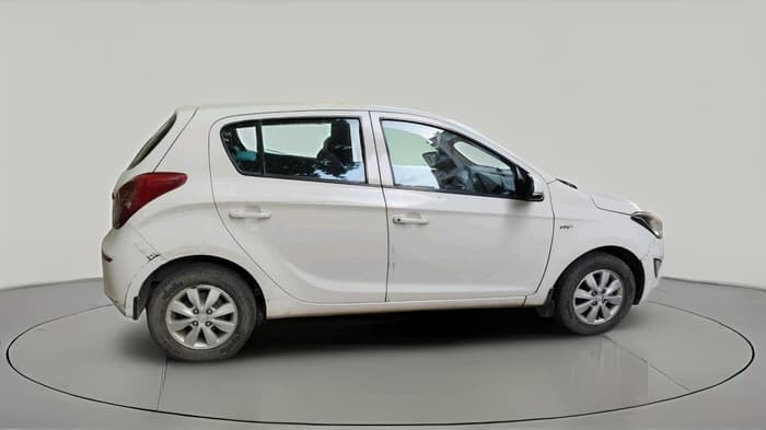 2012 Hyundai i20 SPORTZ 1.2, CNG, Manual, 1,52,053 km, exterior