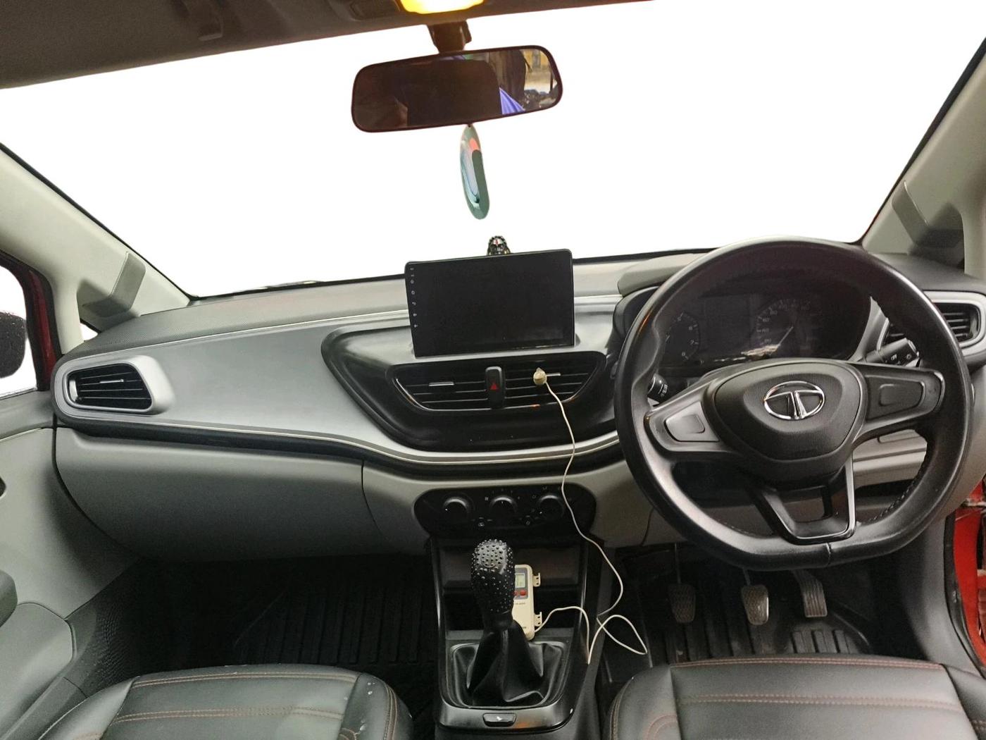 2021 Tata ALTROZ XE PETROL, Petrol, Manual, 67,158 km, interior