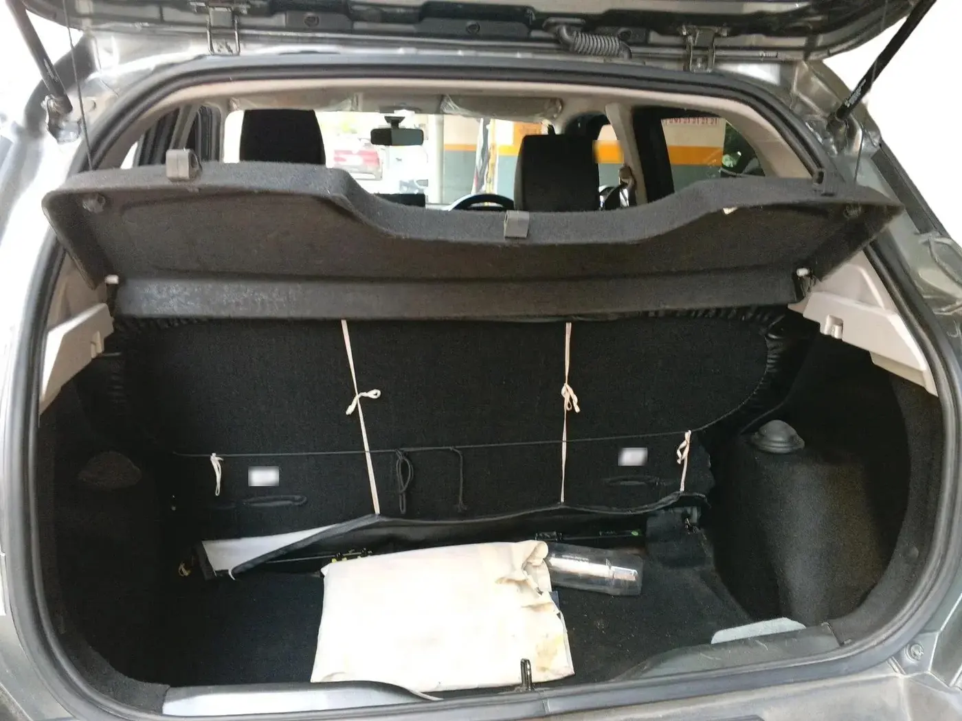 2023 Tata PUNCH PURE MT, Petrol, Manual, 84,152 km, exterior