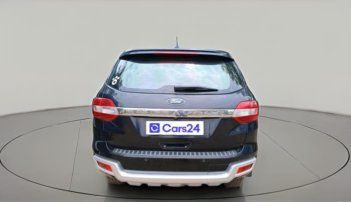 2016 Ford Endeavour TITANIUM 3.2 4X4 AT, Diesel, Automatic, 2,28,539 km, exterior