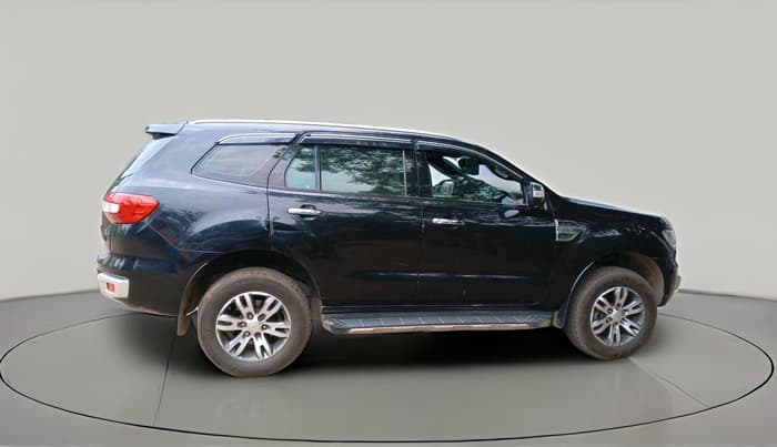 2016 Ford Endeavour TITANIUM 3.2 4X4 AT, Diesel, Automatic, 2,28,539 km, exterior
