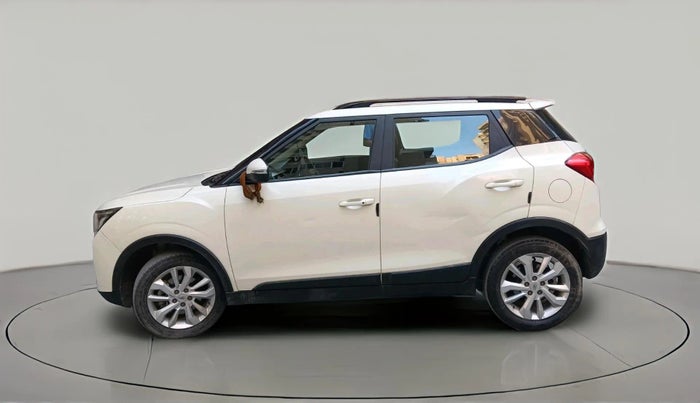2021 Mahindra XUV300 W8 1.2 PETROL, Petrol, Manual, 65,567 km, exterior
