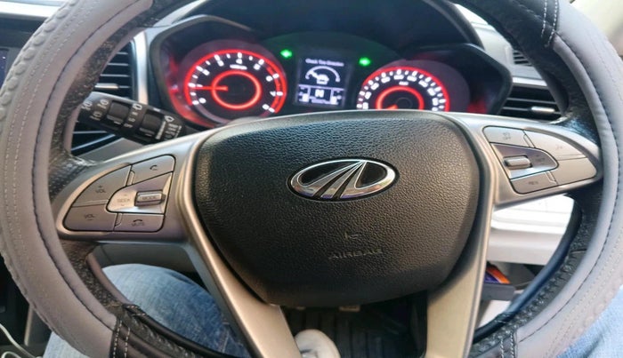 2021 Mahindra XUV300 W8 1.2 PETROL, Petrol, Manual, 65,567 km, interior