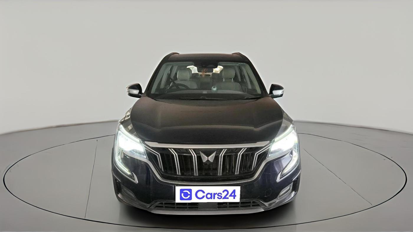 2025 Mahindra XUV700 AX 7 LUXURY P AT 7 STR, Petrol, Automatic, 23,892 km, exterior