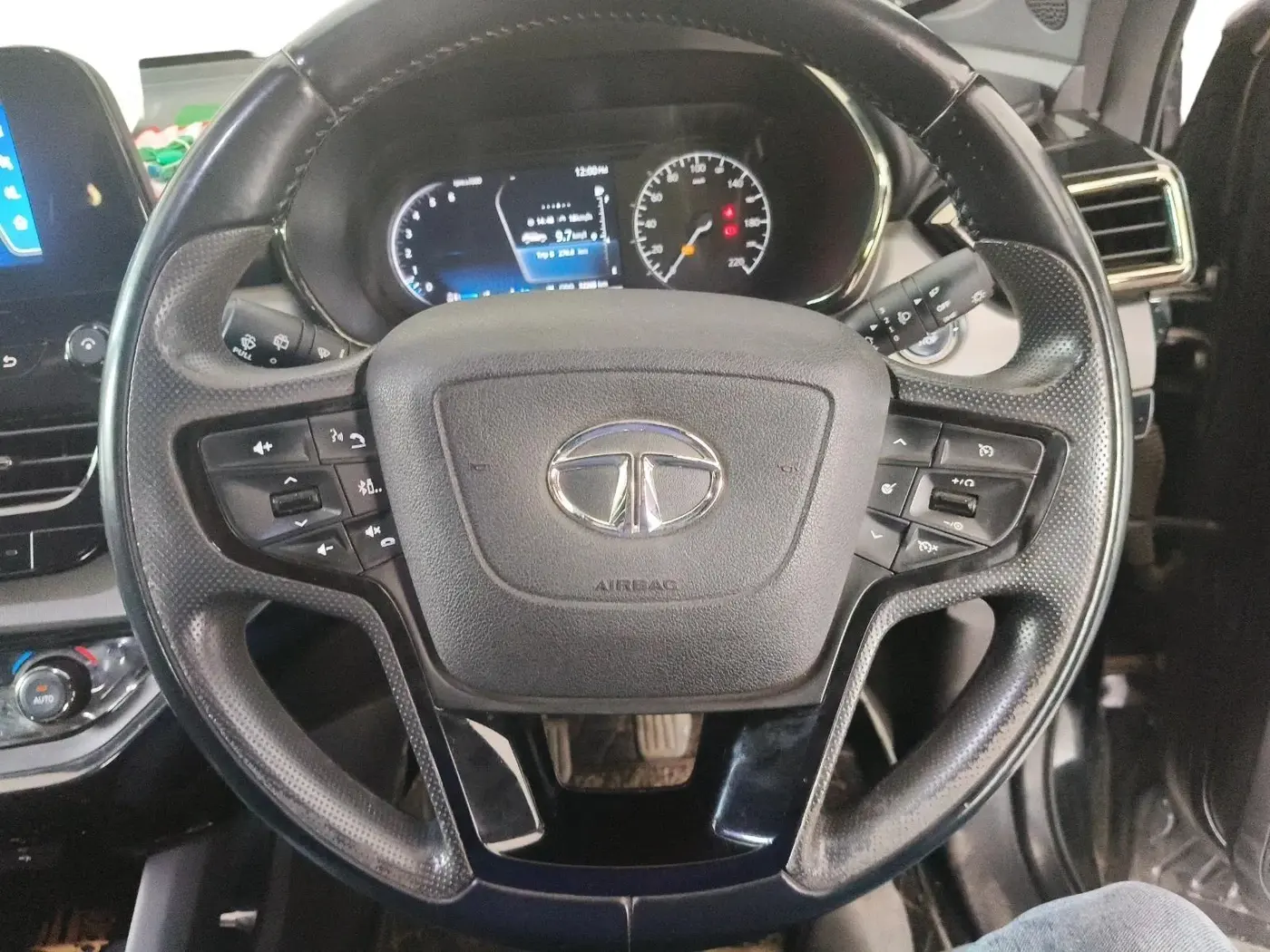 2022 Tata Harrier XZ PLUS 2.0L DARK EDITION, Diesel, Manual, 32,268 km, interior