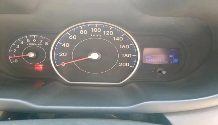 2012 Hyundai i10 MAGNA 1.2, CNG, Manual, 1,30,441 km, interior