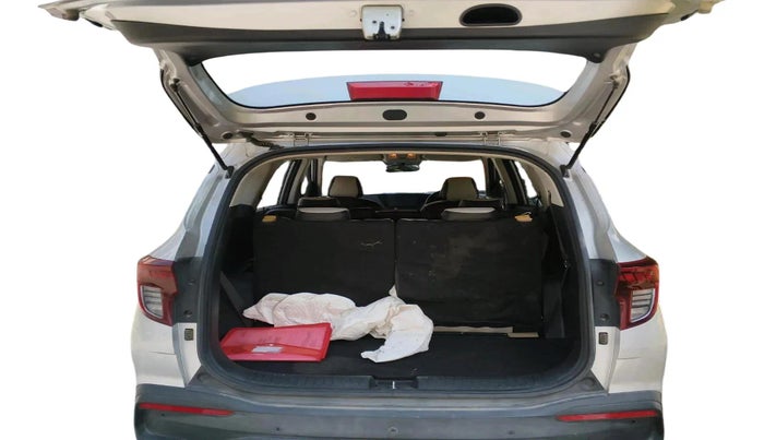 2023 KIA CARENS PREMIUM 1.5 PETROL 7 STR, Petrol, Manual, 19,091 km, exterior