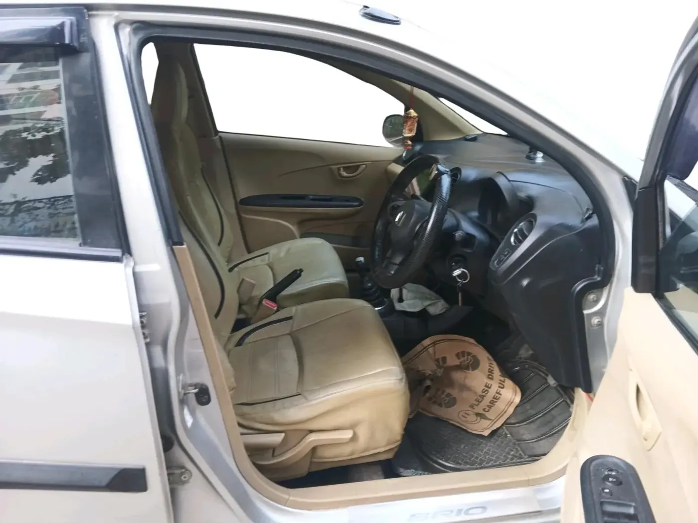 2014 Honda Brio S MT, Petrol, Manual, 73,593 km, interior