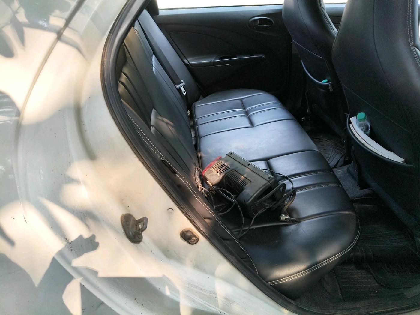 2012 Toyota Etios G, Petrol, Manual, 1,89,527 km, interior