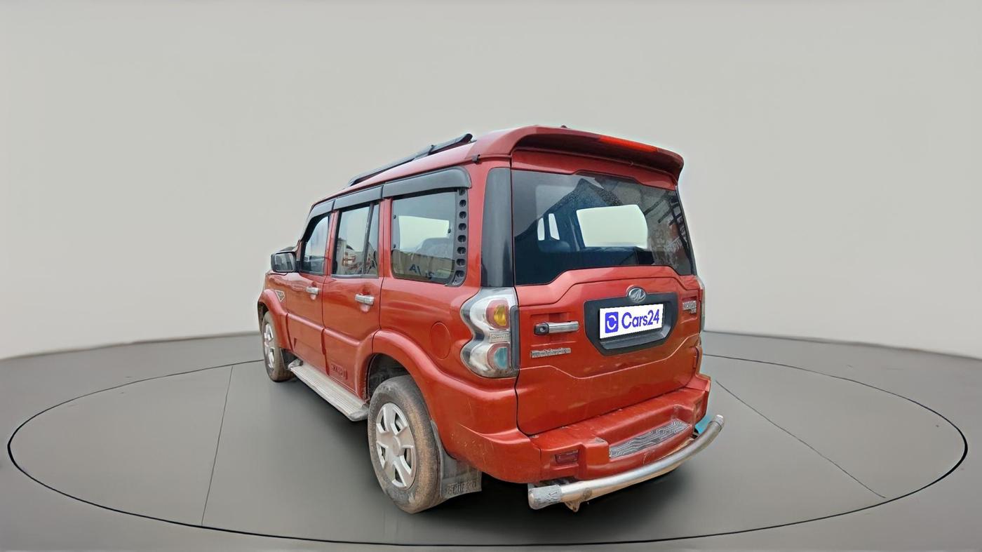 2017 Mahindra Scorpio S4 1.99 INTELLI-HYBRID, Diesel, Manual, 88,370 km, exterior