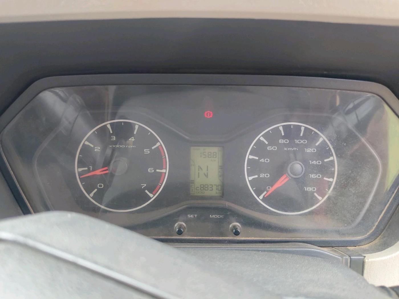 2017 Mahindra Scorpio S4 1.99 INTELLI-HYBRID, Diesel, Manual, 88,370 km, interior