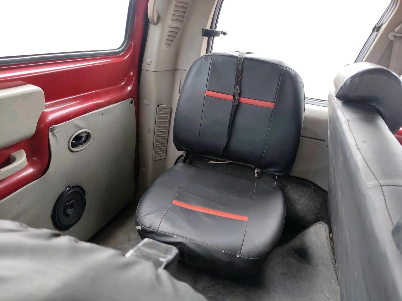 2017 Mahindra Scorpio S4 1.99 INTELLI-HYBRID, Diesel, Manual, 88,370 km, interior