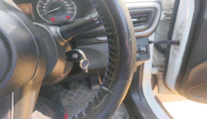 2023 Maruti BREZZA VXI, Petrol, Manual, 24,234 km, interior