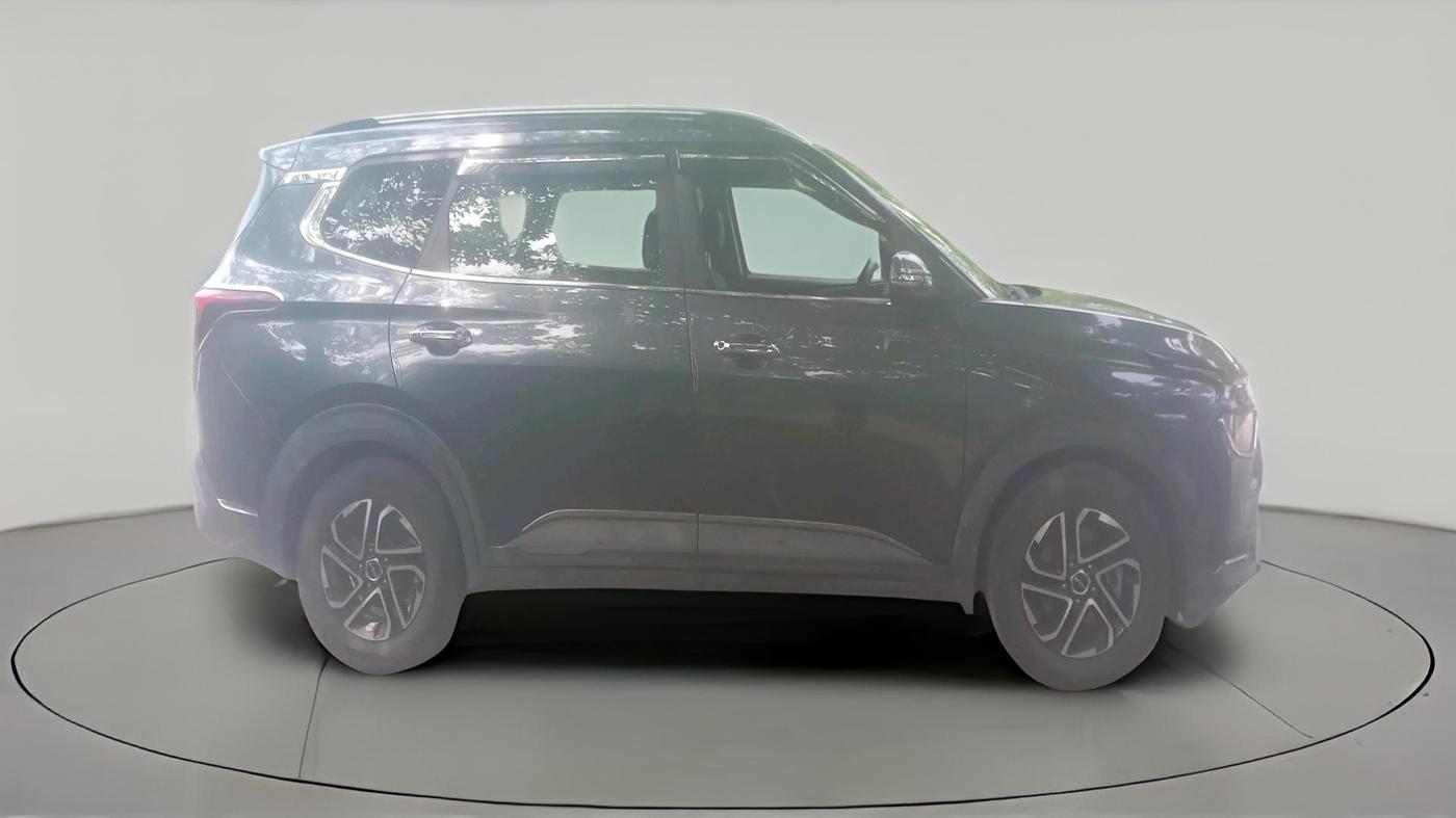 2023 KIA CARENS PRESTIGE PLUS 1.4 PETROL 7 STR, Petrol, Manual, 49,636 km, exterior