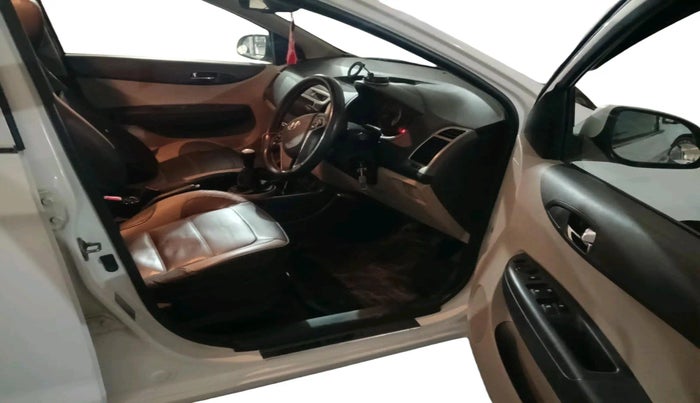 2012 Hyundai i20 SPORTZ 1.2, Petrol, Manual, 51,936 km, interior
