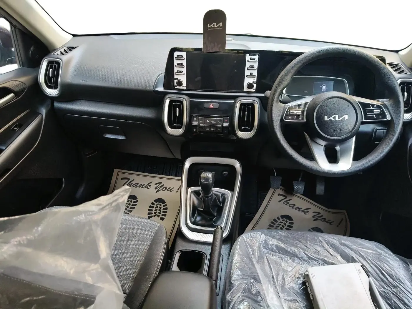 2023 KIA SONET HTK PLUS 1.2, Petrol, Manual, 14,712 km, interior