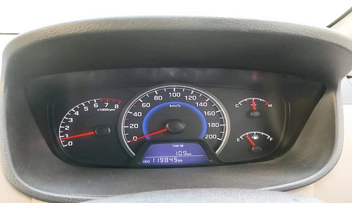 2016 Hyundai Grand i10 SPORTZ 1.2 KAPPA VTVT, CNG, Manual, 1,19,845 km, interior