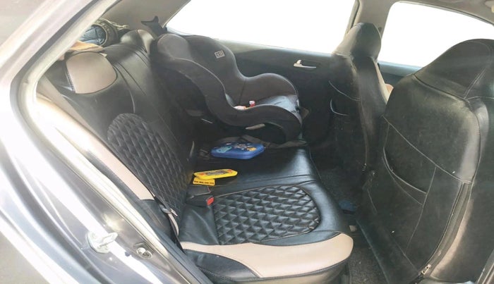 2016 Hyundai Grand i10 SPORTZ 1.2 KAPPA VTVT, CNG, Manual, 1,19,845 km, interior