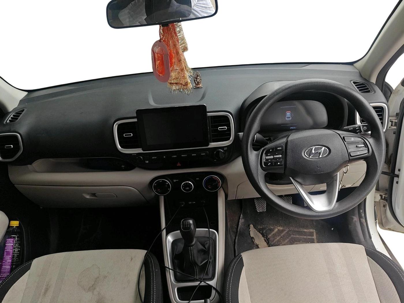 2023 Hyundai VENUE S 1.2, Petrol, Manual, 29,822 km, interior
