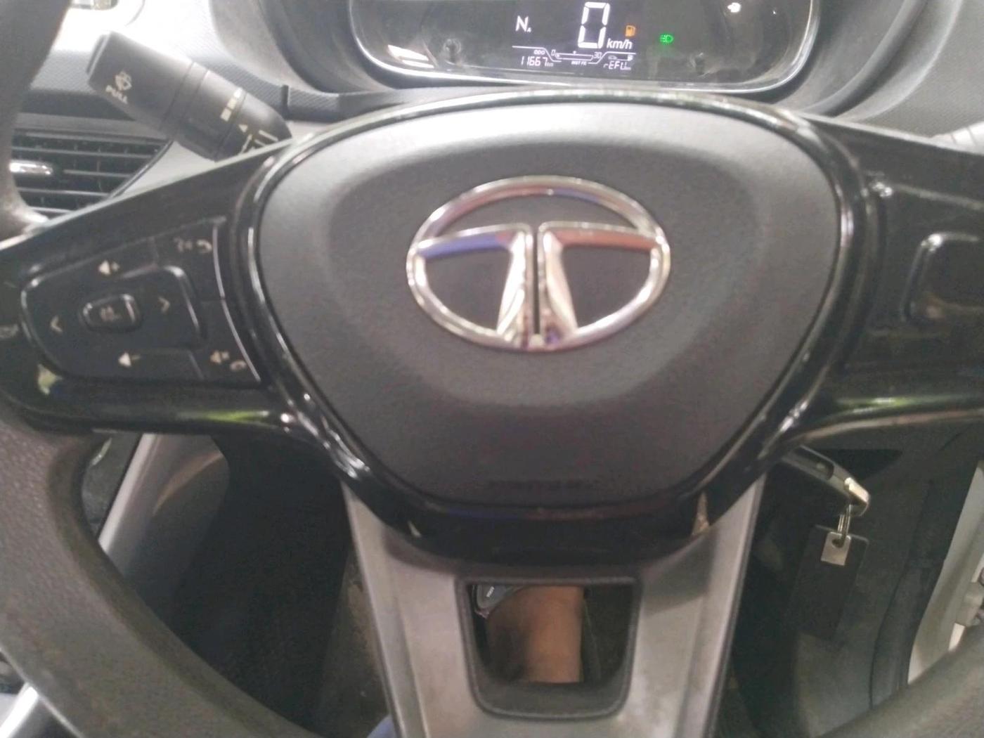 2023 Tata NEXON XMA SUNROOF PETROL, Petrol, Automatic, 11,667 km, interior
