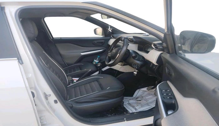 2024 Nissan MAGNITE XE, Petrol, Manual, 19,886 km, interior