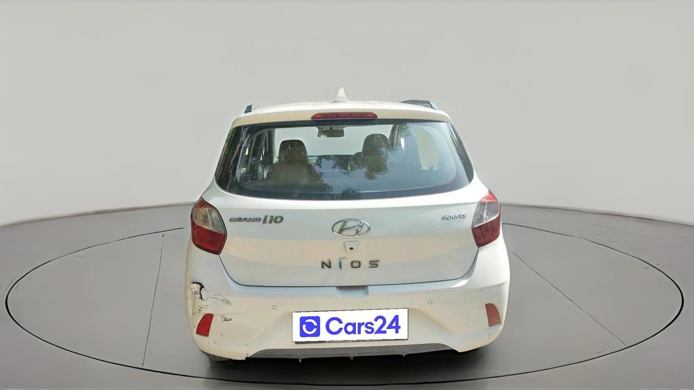 2022 Hyundai GRAND I10 NIOS SPORTZ 1.2 KAPPA VTVT, Petrol, Manual, 56,236 km, exterior
