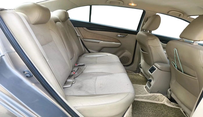 2015 Maruti Ciaz ZXI, Petrol, Manual, 73,900 km, interior