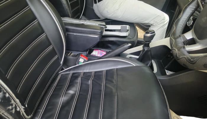 2023 Nissan MAGNITE XL, Petrol, Manual, 50,265 km, interior