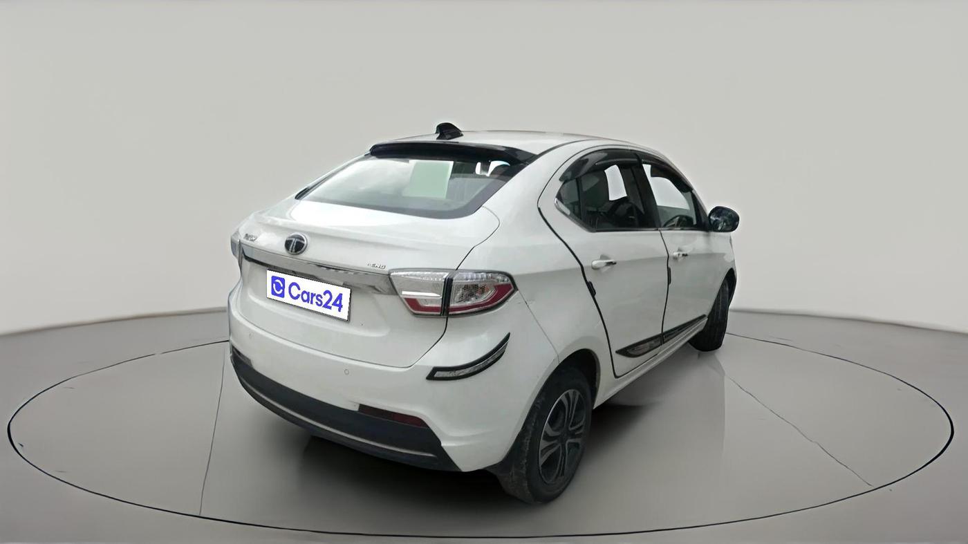 2024 Tata TIGOR XZ PLUS CNG, CNG, Manual, 55,007 km, exterior