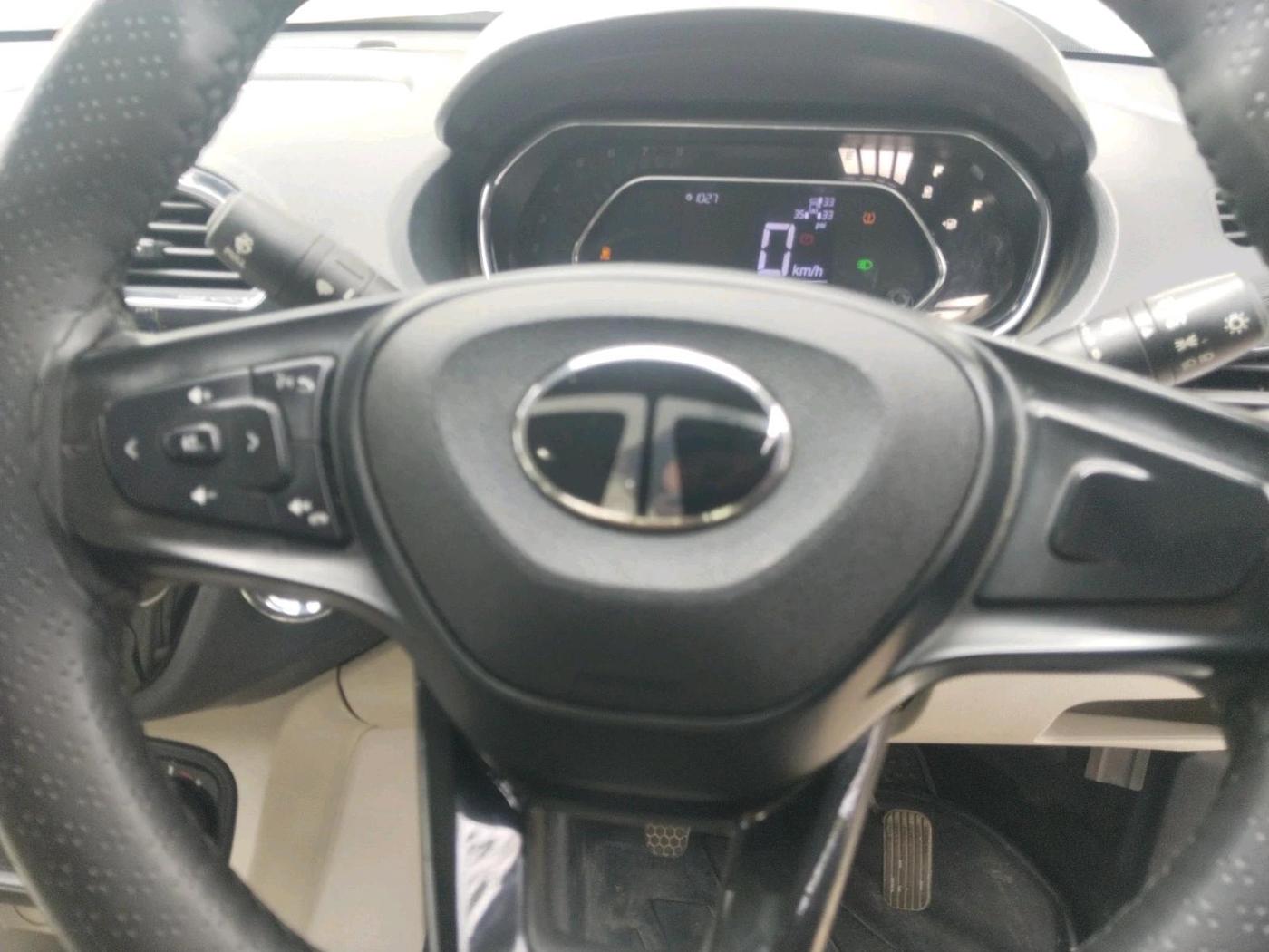 2024 Tata TIGOR XZ PLUS CNG, CNG, Manual, 55,007 km, interior