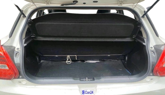 2020 Maruti Swift VXI, Petrol, Manual, 47,698 km, exterior