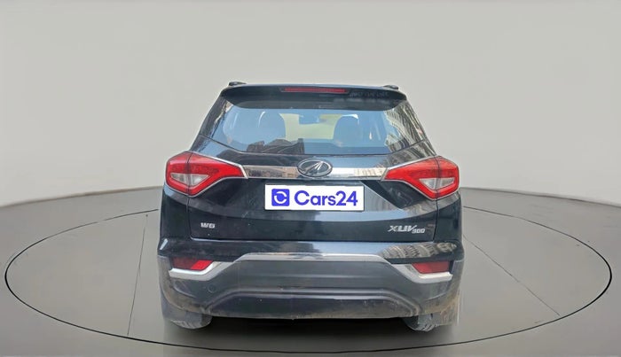 2019 Mahindra XUV300 W6 1.5 DIESEL, Diesel, Manual, 1,30,603 km, exterior