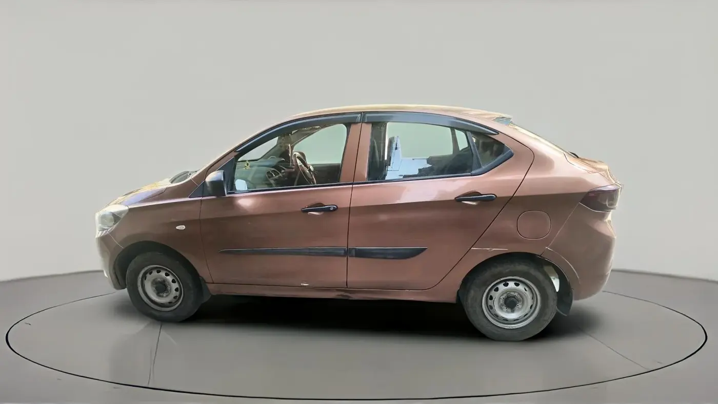 2018 Tata TIGOR XE PETROL, Petrol, Manual, 51,545 km, exterior