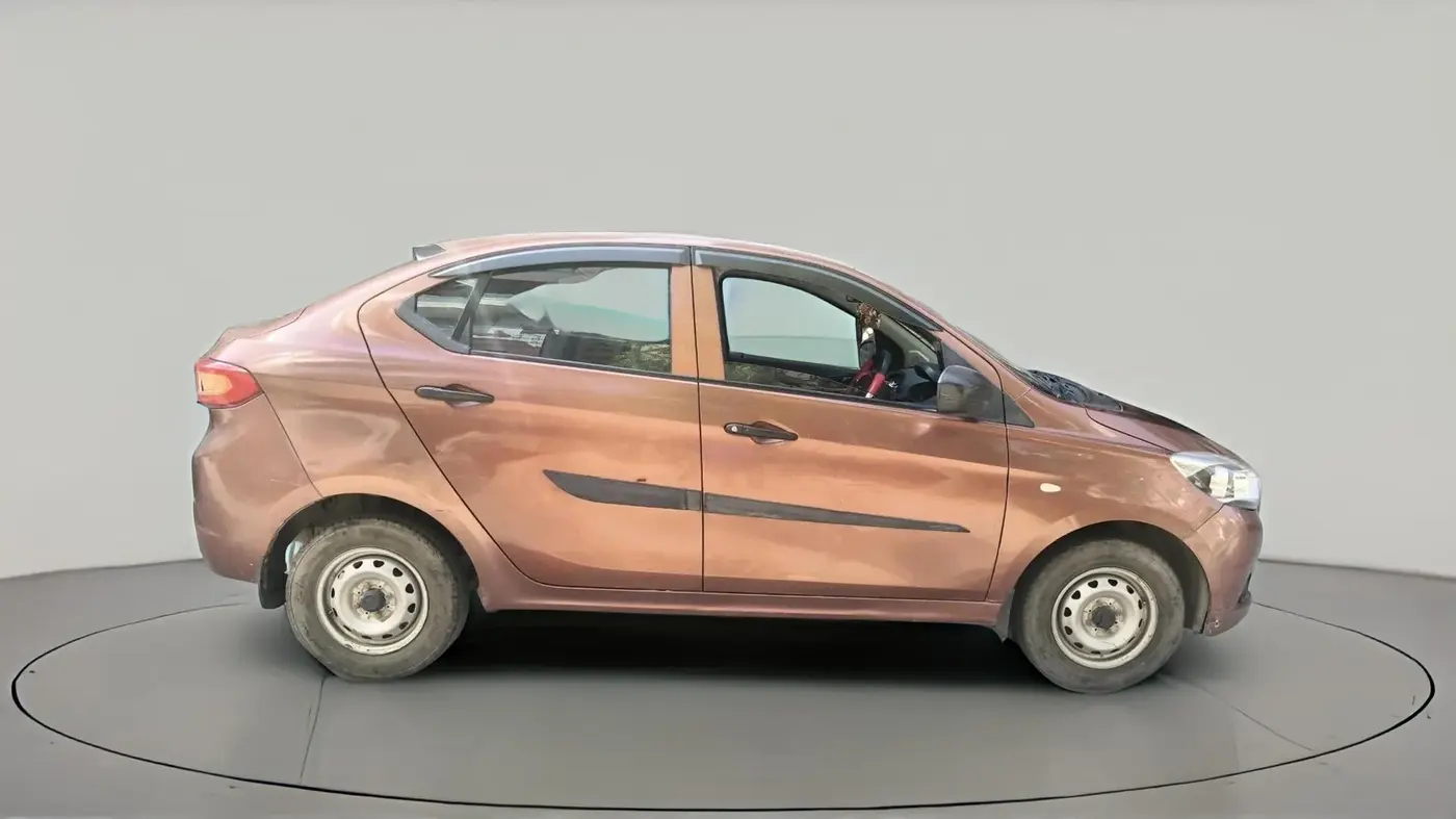 2018 Tata TIGOR XE PETROL, Petrol, Manual, 51,545 km, exterior