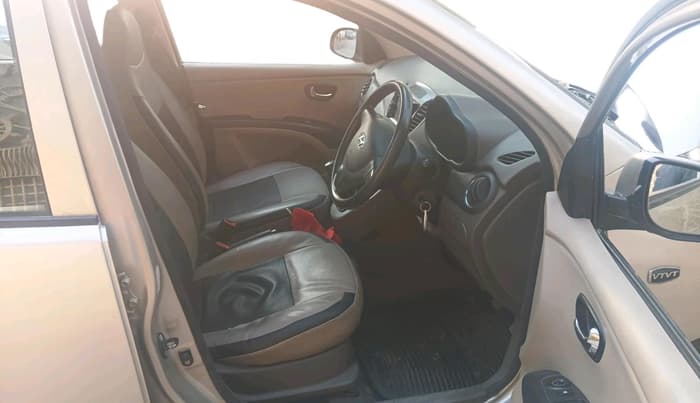 2011 Hyundai i10 MAGNA 1.2, Petrol, Manual, 70,410 km, interior