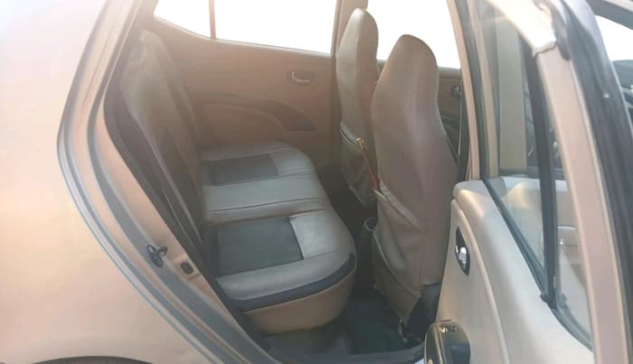 2011 Hyundai i10 MAGNA 1.2, Petrol, Manual, 70,410 km, interior