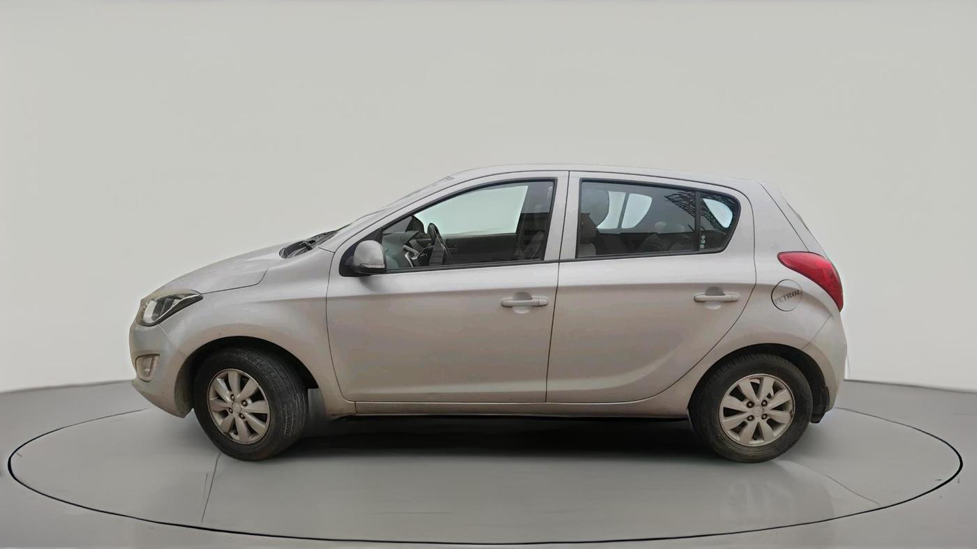 2013 Hyundai i20 SPORTZ 1.2, Petrol, Manual, 62,242 km, exterior