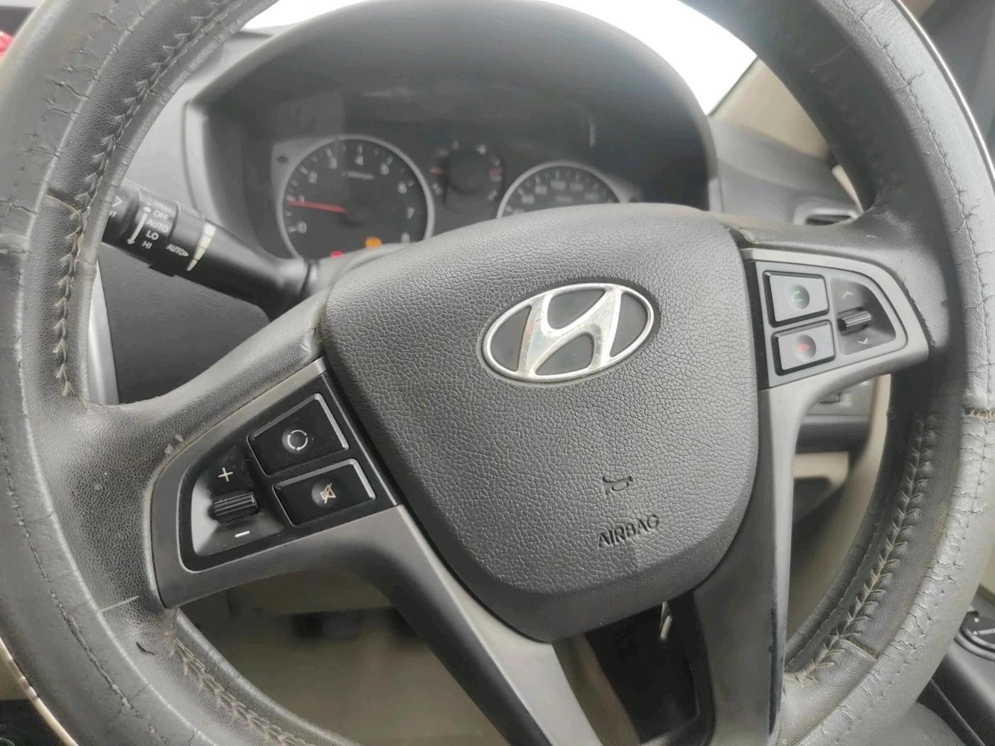 2013 Hyundai i20 SPORTZ 1.2, Petrol, Manual, 62,242 km, interior