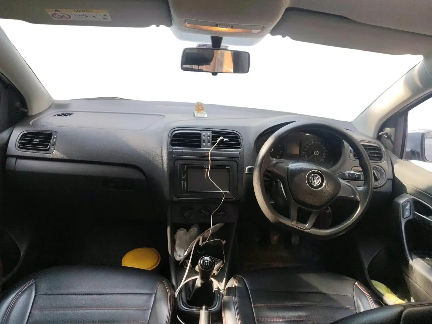 2019 Volkswagen Ameo TRENDLINE 1.0L, CNG, Manual, 1,61,584 km, interior