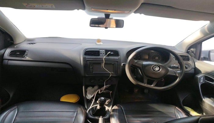 2019 Volkswagen Ameo TRENDLINE 1.0L, CNG, Manual, 1,61,584 km, interior