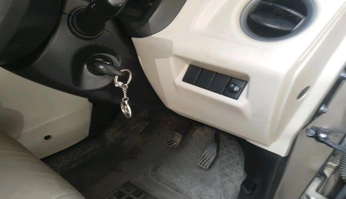 2020 Maruti New Wagon-R VXI 1.0, Petrol, Manual, 24,221 km, interior