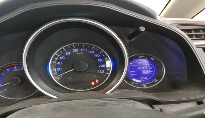 2018 Honda WR-V 1.5L I-DTEC VX MT, Diesel, Manual, 1,25,631 km, interior