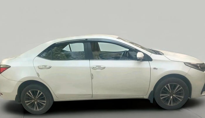 2017 Toyota Corolla Altis VL CVT PETROL, Petrol, Automatic, 75,419 km, exterior