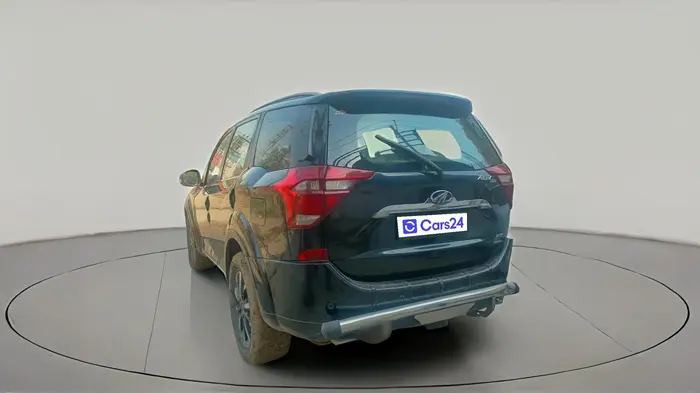 2019 Mahindra XUV500 W11 AT, Diesel, Automatic, 1,05,152 km, exterior